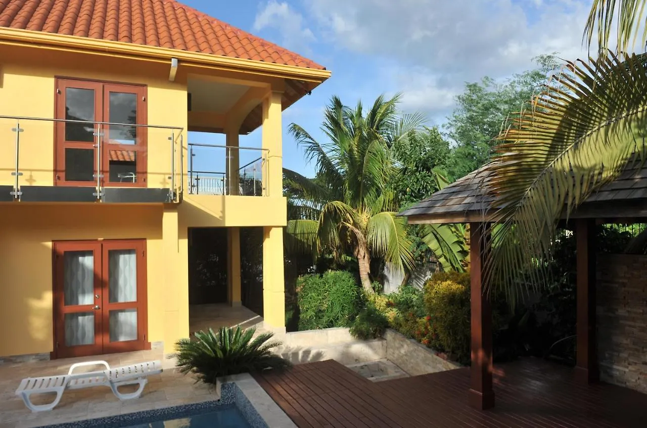 Villa One Luxe Jamaica à Ocho Ríos